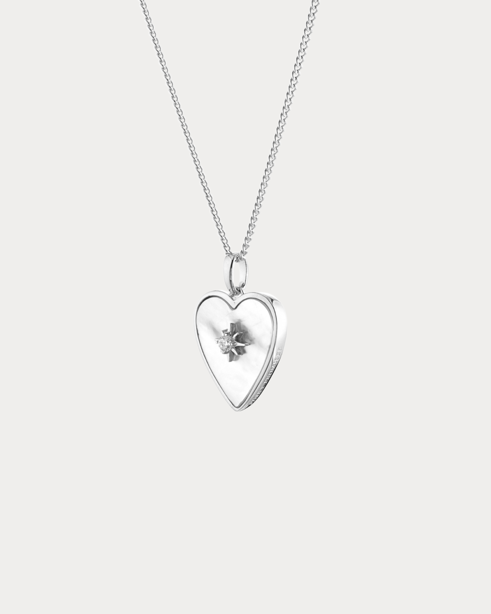 Heart of Pearl ketting