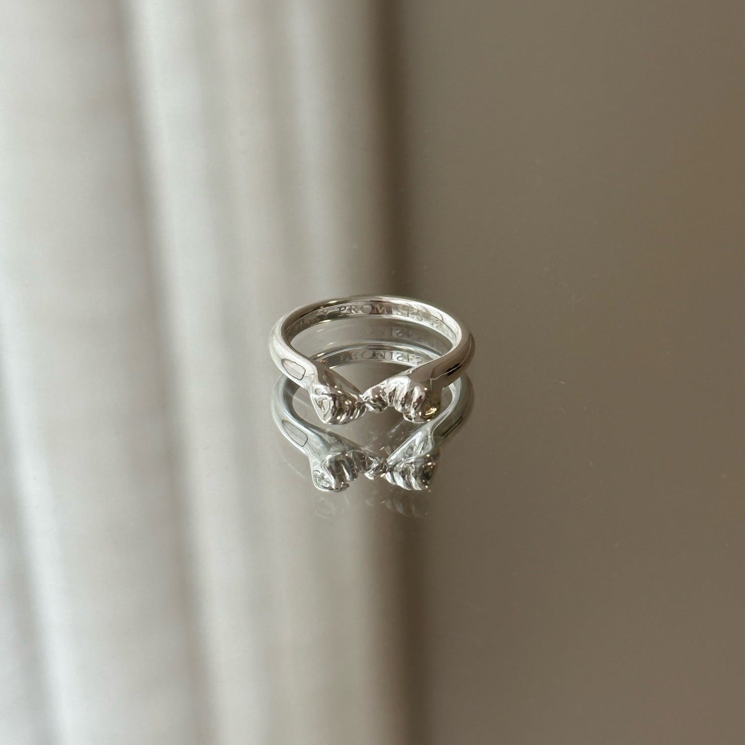 Does promise ring still exist? It's for him or for me(F)? :  r/EngagementRings